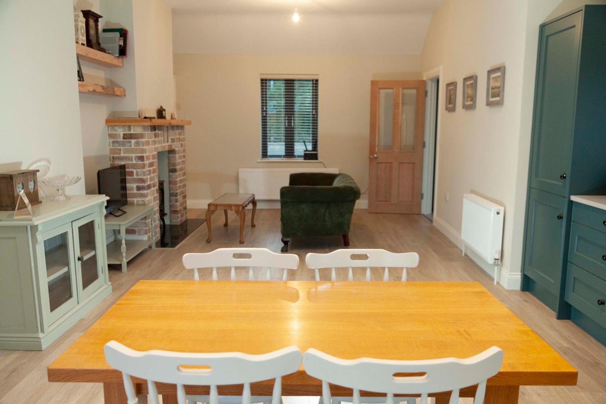 Lavender Cottage - 2 Bedroom Home Newbridge  Exteriör bild